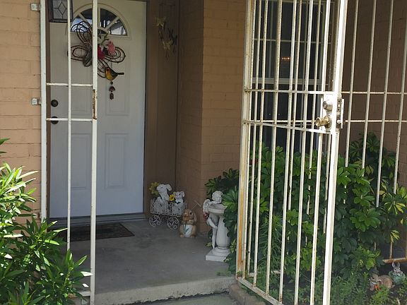 2nd image of 3905 Vangie Ln.