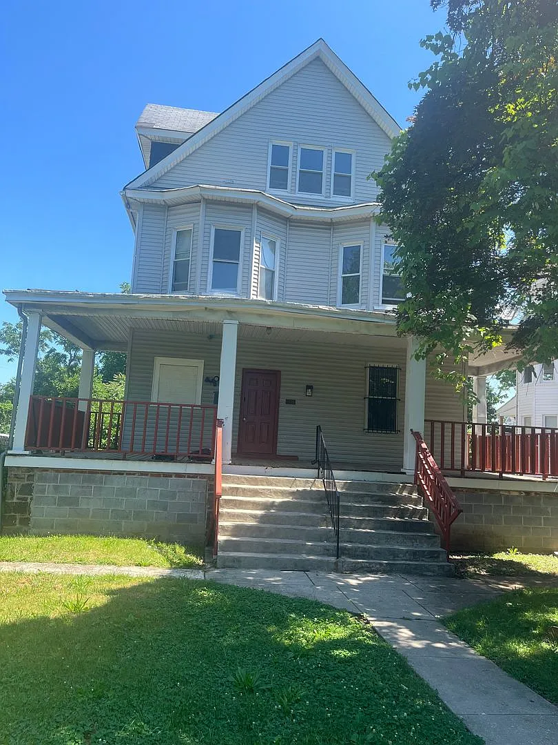 3011 Garrison Blvd — Photo 1