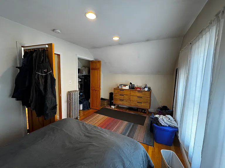 3-24 Burnham St #3 — Photo 21