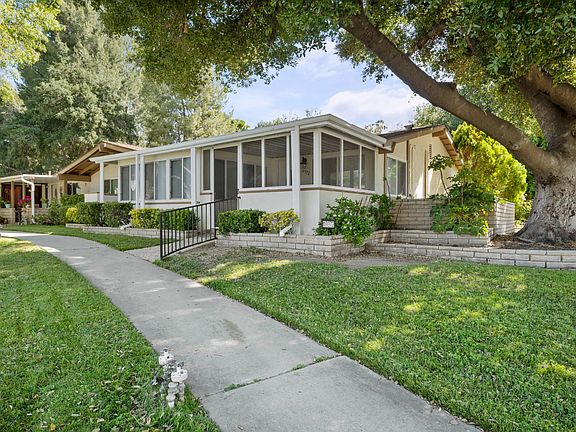 2nd image of 19372 Avenue Of The Oaks