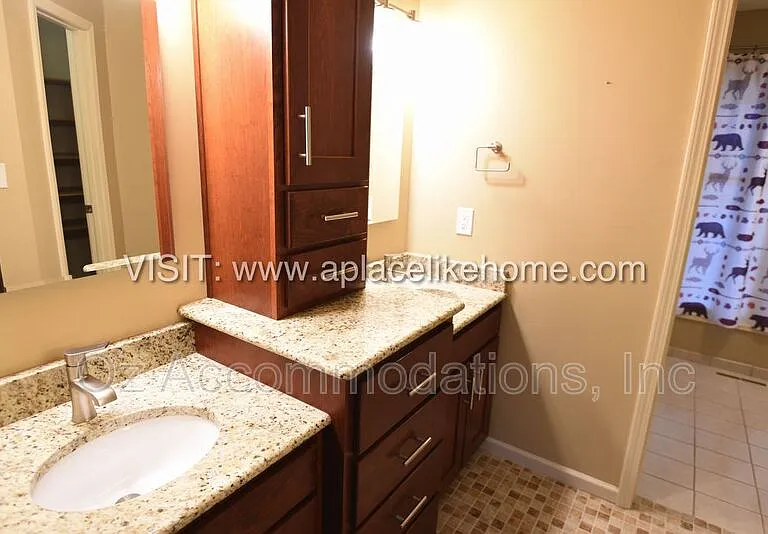 1140 SW Huntington Dr — Photo 18