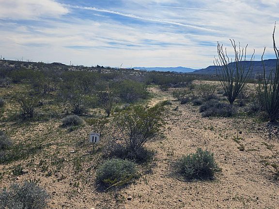 2nd image of 4330 W Speedway Rd