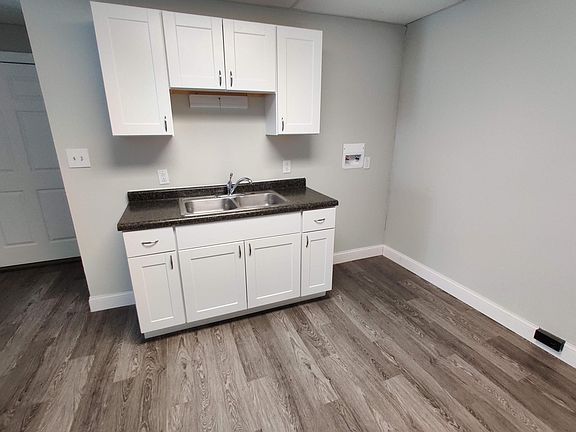 2nd image of 1330 Xenia Ave APT 1