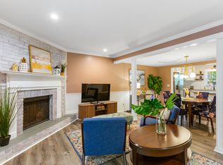 169 Willow Stream Ct, Roswell, GA 30076