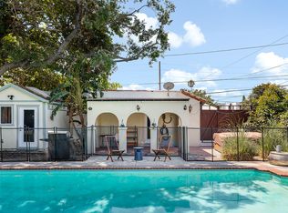11074 Emelita St, North Hollywood, CA 91601