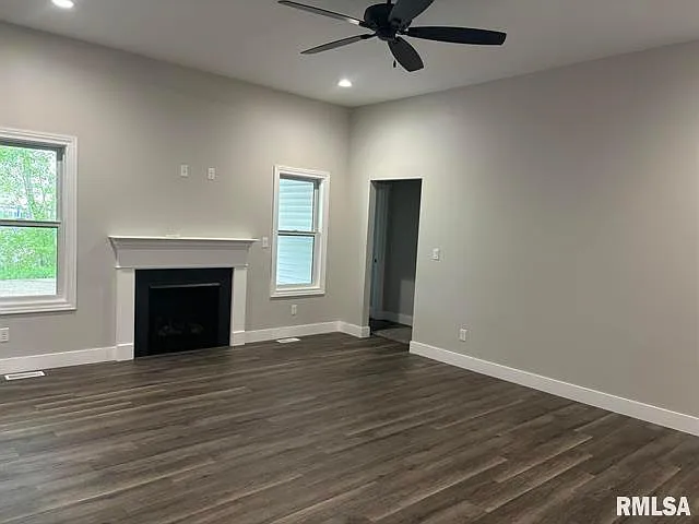 3 bed, 1632 sqft, $2,700 — Photo 2