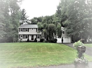 27 Concord Rd, Dracut, MA 01826