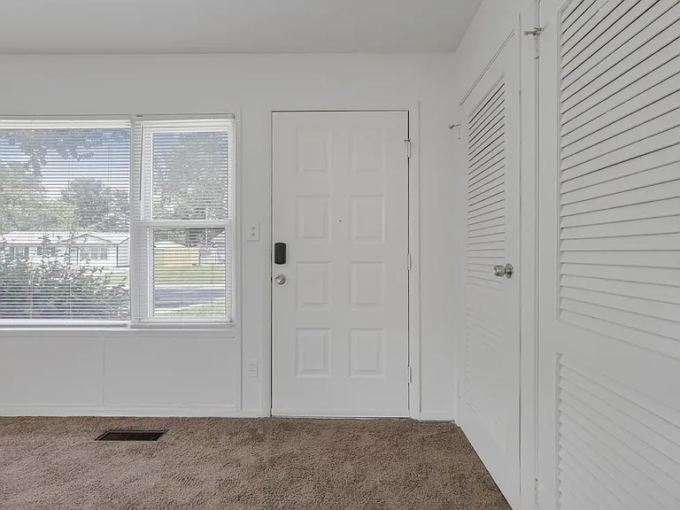 7399 Wollam Ave — Photo 33