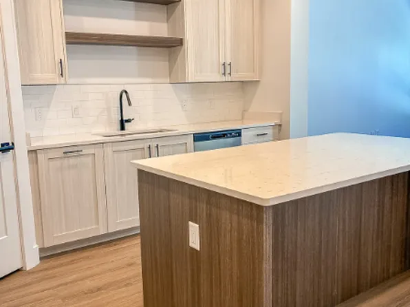 Canyon Del Rio Village Apartments and Townhomes
