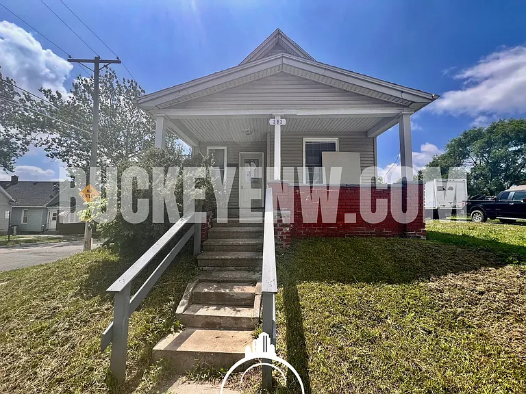 203 South Ave — Photo 1