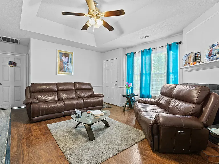 4148 Hickory Ln #A — Photo 1