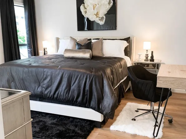 5620 Live Oak St APT 201A, Dallas, TX 75206