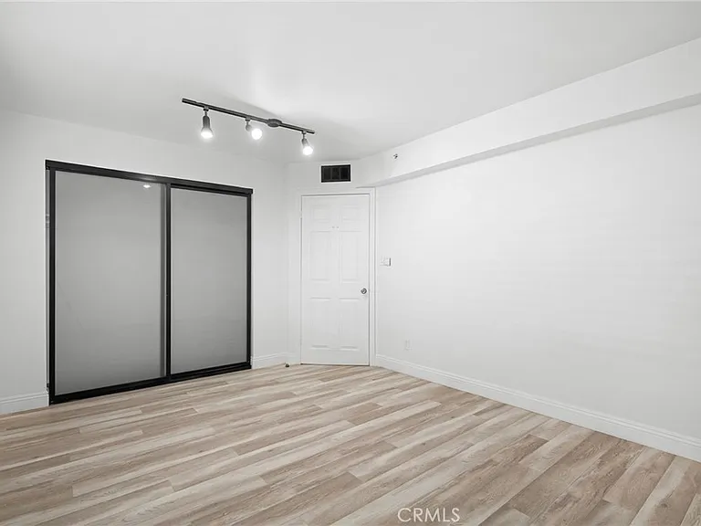 1116 E Palmer Ave #5 — Photo 14