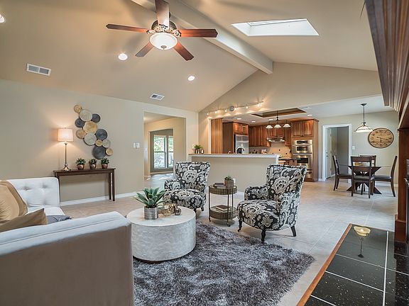 4th image of 10509 Ronwood Dr