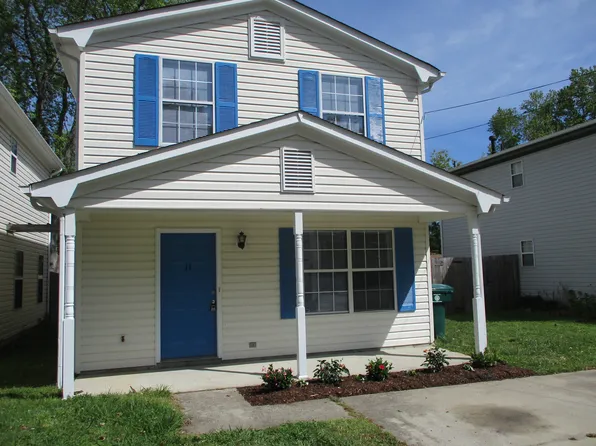 11 Colonial Pl, Newport News, VA 23601