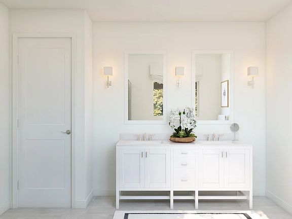 Primary bath with dual sinks