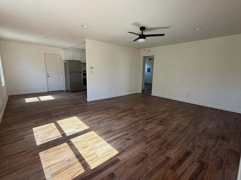 1715 Cherry Ave #6