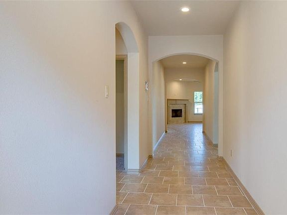 3rd image of 608 Stafford Dr