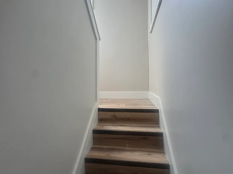 202 Melrose Dr — Photo 8