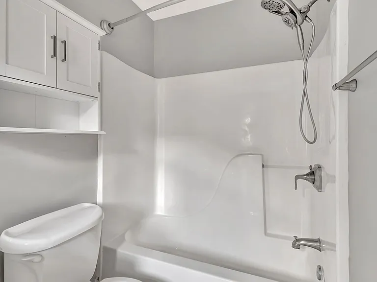 3520 Elkins Ave — Photo 12