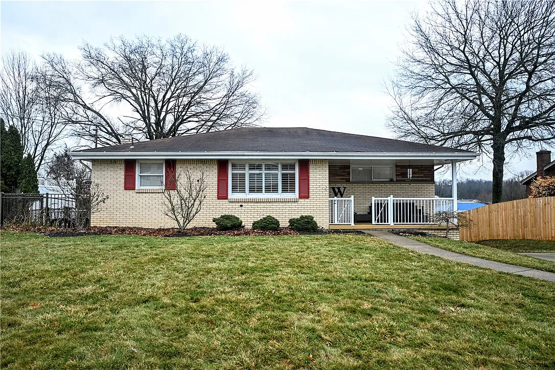 205 McLay Dr photo 1