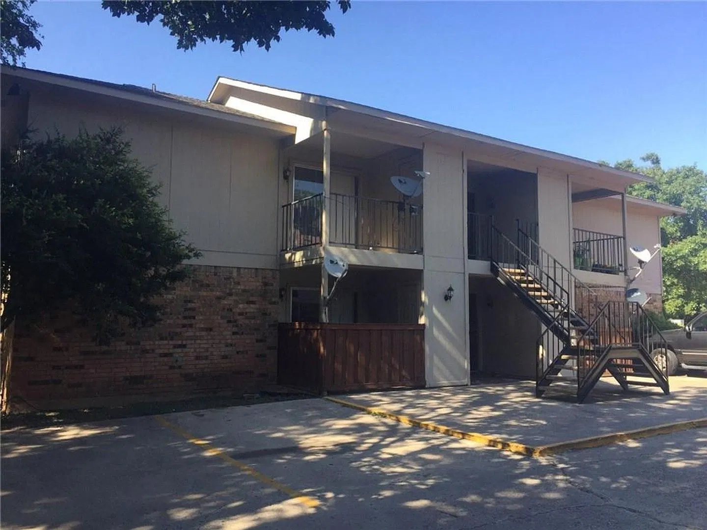 8767 Carroll Circle — Photo 1