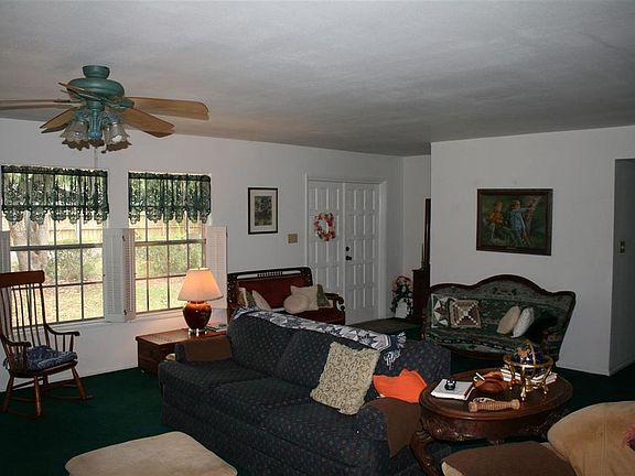 4th image of 3709 NW 23rd Ave