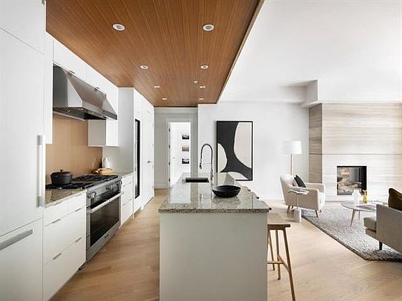 4th image of 6699 Nelson Ave #204