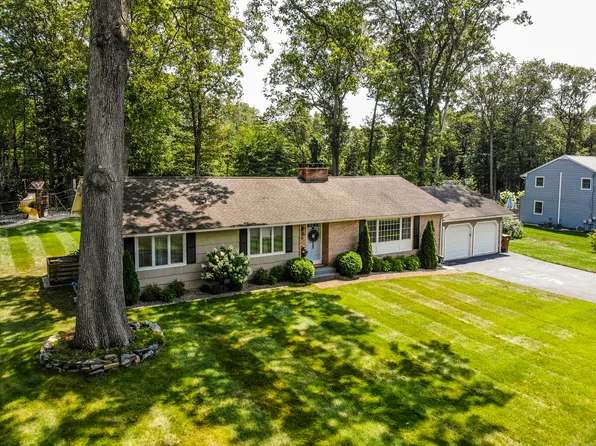 36 Soundridge Road, Shelton, CT 06484
