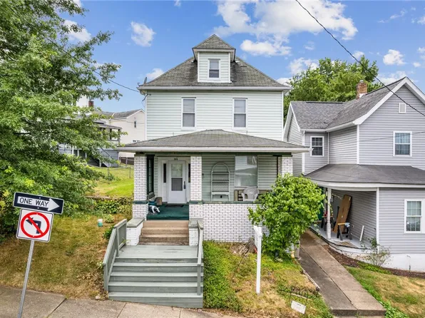 344 College Ave, Mount Pleasant, PA 15666