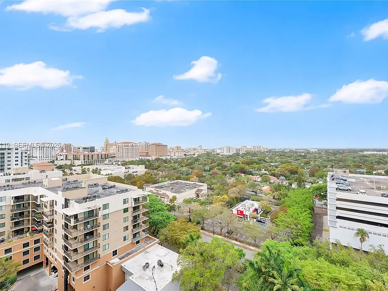 3500 Coral Way #Penthouse 10 — Photo 15
