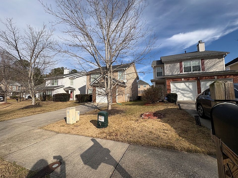 2nd image of 3529 Augusta St