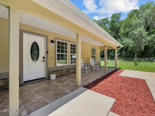 105 OAKWOOD Road, Satsuma, FL 32189