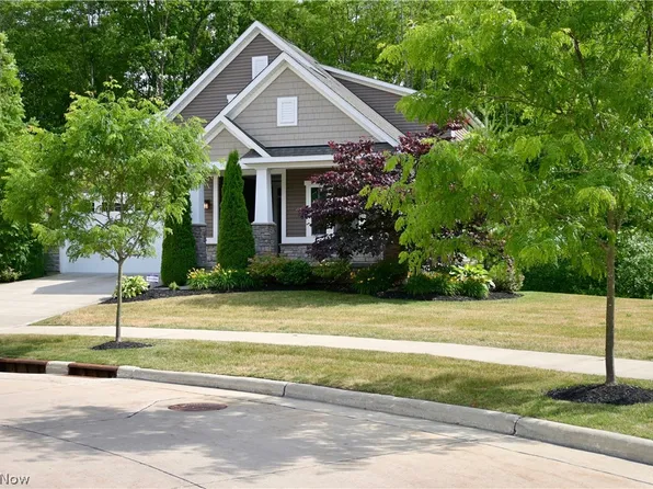 465 Lakeland Way, Aurora, OH 44202
