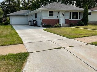1003 13th Ave NW, Austin, MN 55912