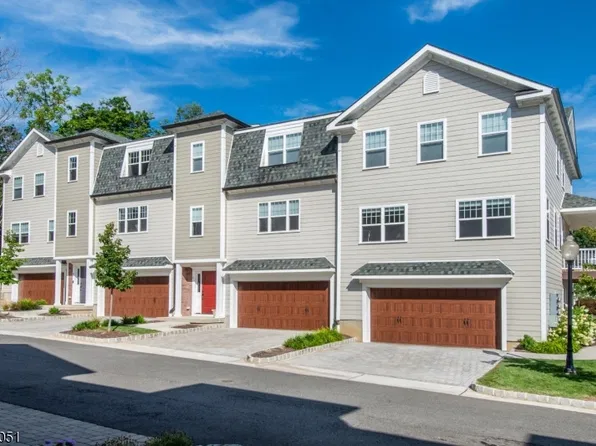 6 Elm St, Madison, NJ