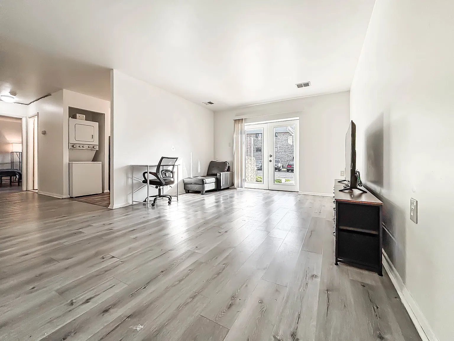 1 bed, 739 sqft, $1,250 — Photo 4