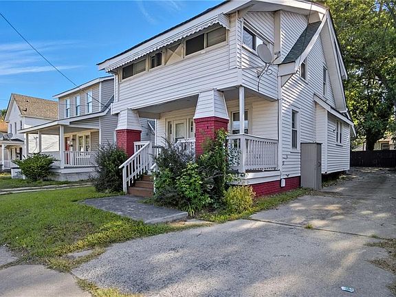 4th image of 2828 Tidewater Dr