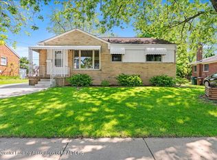 2502 Barstow Rd, Lansing, MI 48906