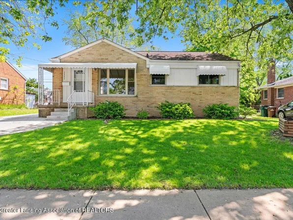 2502 Barstow Rd, Lansing, MI 48906