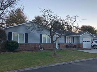 25 Wintry Dr, Hendersonville, NC 28792