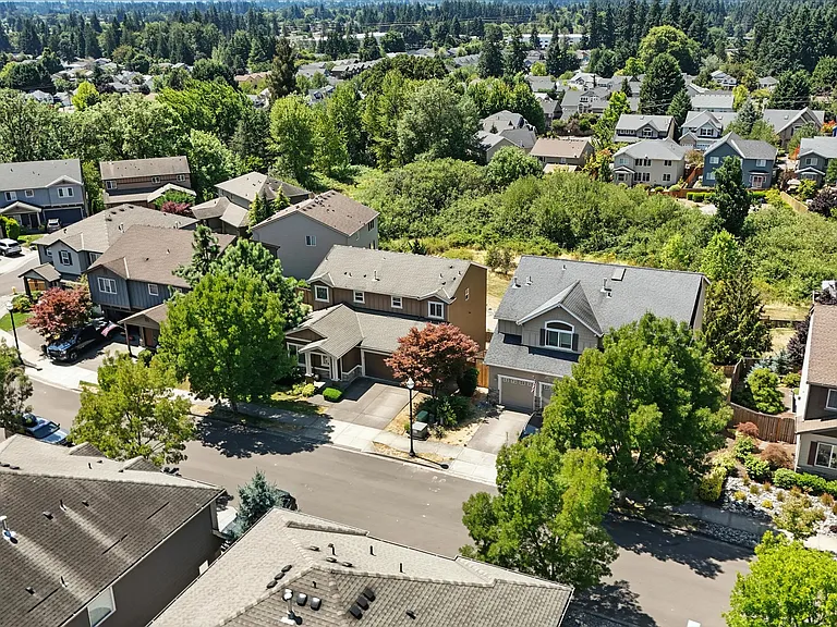 15710 NE 22nd Ave — Photo 32