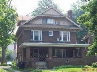 95 N Portage Path, Akron, OH 44303