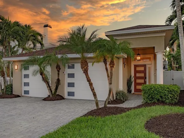 417 20th Ave, Indian Rocks Beach, FL 33785