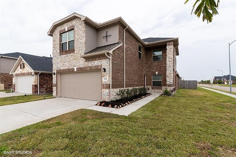 1st image of 5102 Bay Ln