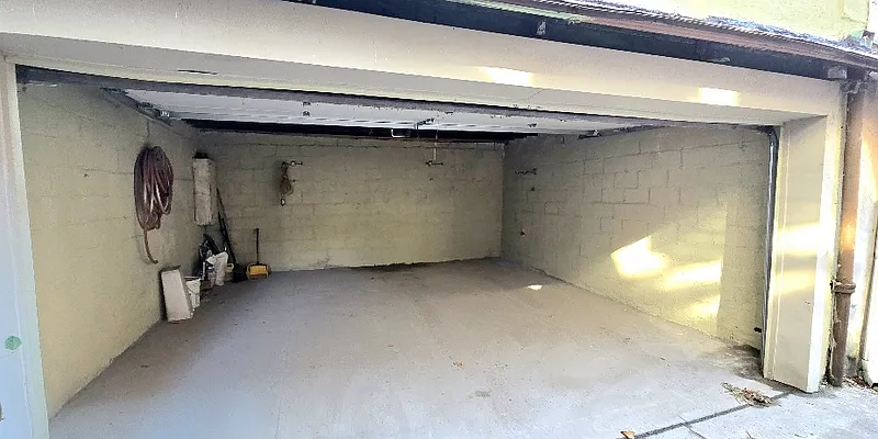 Rented by Douglas Elliman | media 21