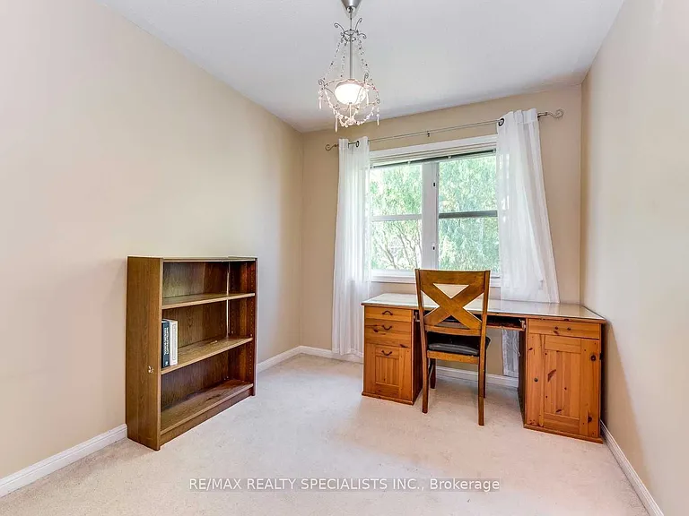 2979 Garnethill Way — Photo 15