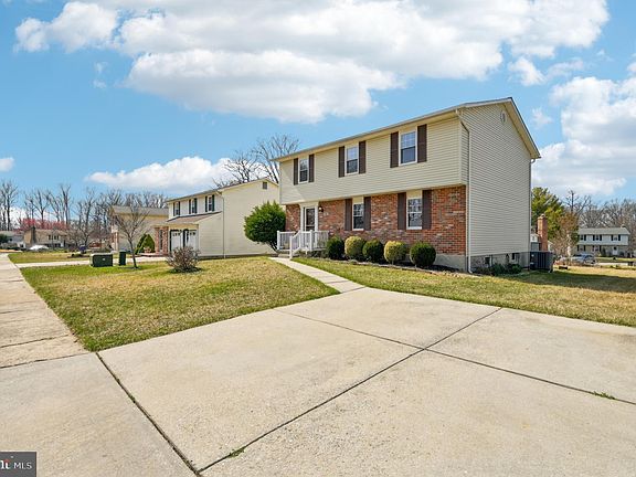 4th image of 6618 Hunters Wood Cir