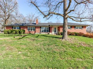 1300 Kendon Dr, Saint Louis, MO
