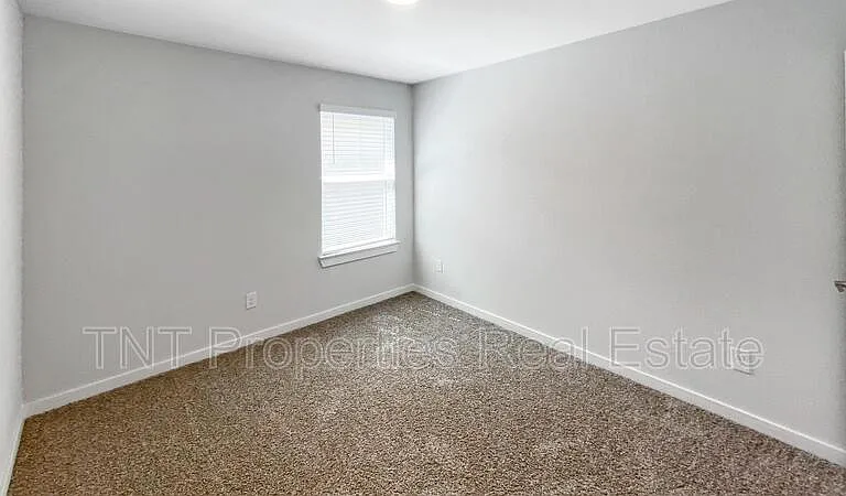 1239 Amistad Loop — Photo 5